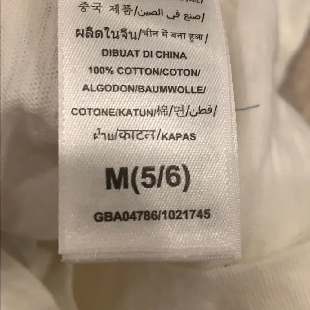 💙last deal  💙Guess top